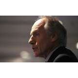 Chief scientist joins calls for Australia to dramatically boost energy efficiency.